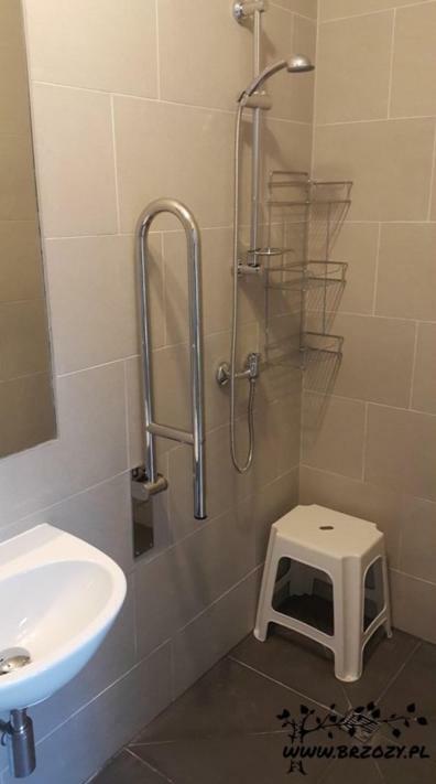 Hotel Pod Brzozami - Pokoj 2-Osobowy Z Udogodnieniami Dla Niepelnosprawnych Ustronie Morskie Exterior foto